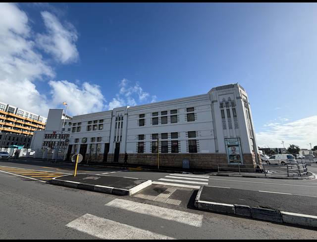 119M² BUILDING TO LET IN WOODSTOCK